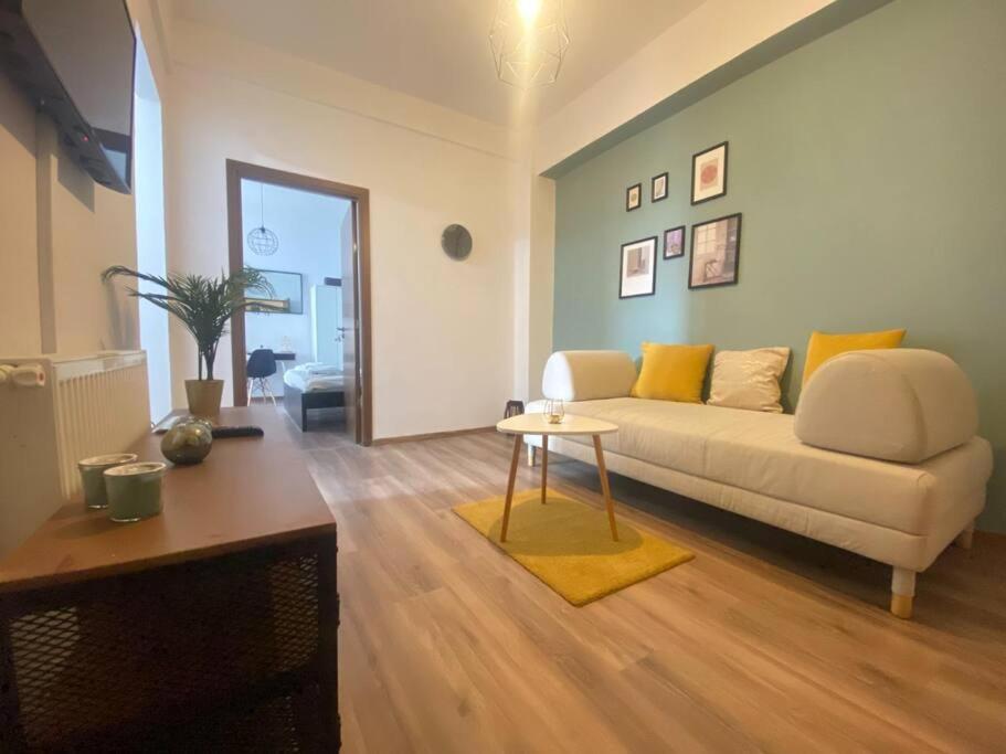 Kara'S Apartment Bukareszt Zewnętrze zdjęcie