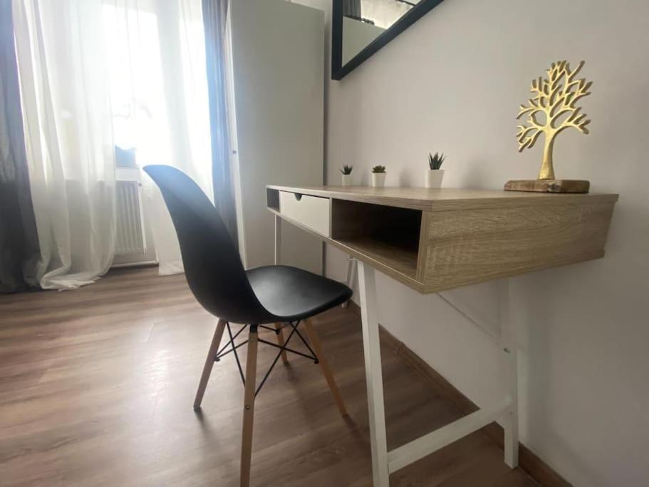 Kara'S Apartment Bukareszt Zewnętrze zdjęcie